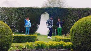 default video 1000x562 img