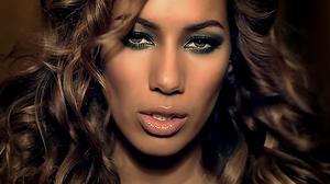 default video 1000x562 img