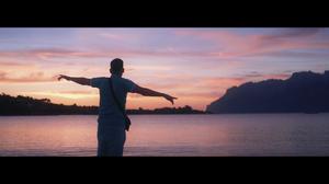 default video 1000x562 img