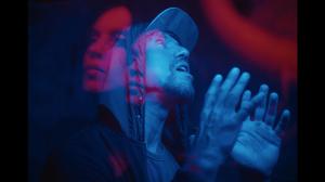 default video 1000x562 img