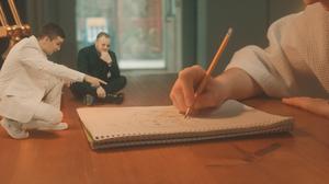 default video 1000x562 img