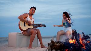 default video 1000x562 img