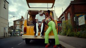 default video 1000x562 img