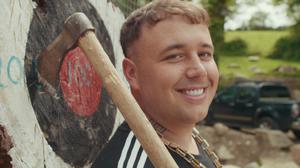 default video 1000x562 img