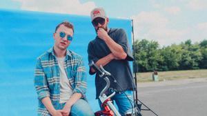 default video 1000x562 img