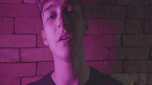 default video 1000x562 img