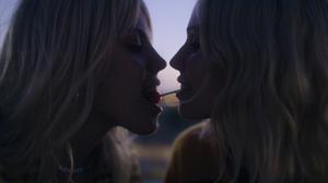 default video 1000x562 img