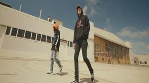 default video 1000x562 img