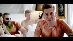 default video 1000x562 img