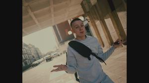 default video 1000x562 img