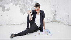 default video 1000x562 img