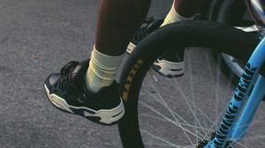 default video 1000x562 img