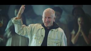 default video 1000x562 img