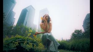 default video 1000x562 img