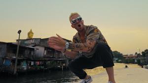 default video 1000x562 img