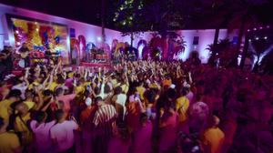 default video 1000x562 img