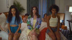 default video 1000x562 img