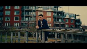 default video 1000x562 img