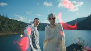 default video 1000x562 img