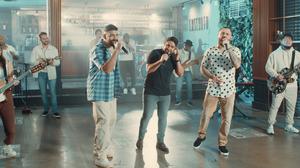 default video 1000x562 img