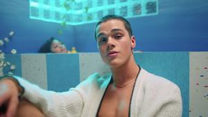 default video 1000x562 img