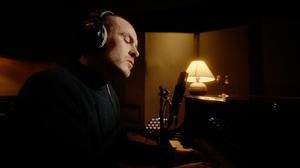 default video 1000x562 img