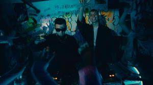 default video 1000x562 img