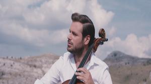 default video 1000x562 img