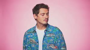 default video 1000x562 img