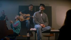 default video 1000x562 img