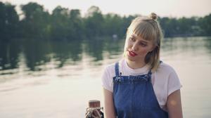 default video 1000x562 img