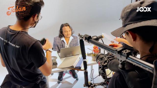 default video 1000x562 img