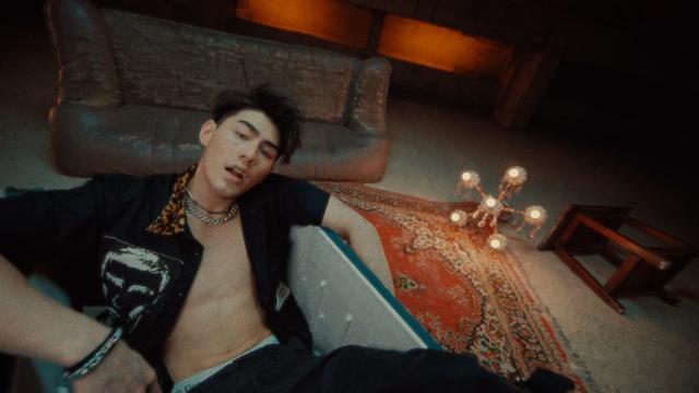 default video 1000x562 img