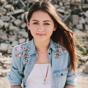 Jasmine Thompson