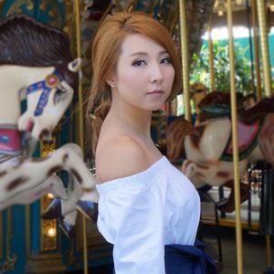 譚嘉儀