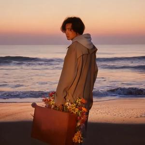 無拘漫浪の旅世者：藤井風的自述