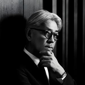坂本龍一