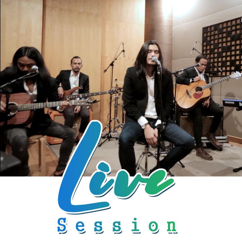 Jangan Simpan Rindu (Live Accoustic) 2017 Virzha Jangan Simpan Rindu (Live Accoustic) 2017 Virzha