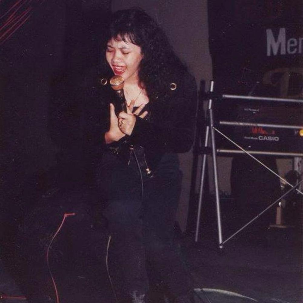 Download Lagu Poppy Mercury Surat Undangan Poppy Mercury