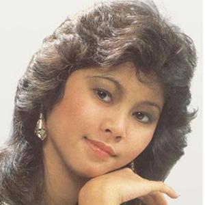 Download Lagu Lydia Natalia 2020 Dengarkan Lagu Baru Lydia Natalia Mp3 Daftar Putar Album Populer Hit Oleh Lydia Natalia