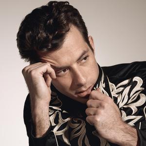 Mark Ronson ดาวน์โหลดและฟังเพลงฮิตจาก Mark Ronson