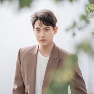 James Jirayu ดาวน์โหลดและฟังเพลงฮิตจาก James Jirayu