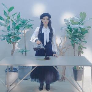 YOUNHA