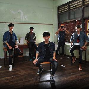 BAITOEYBAND