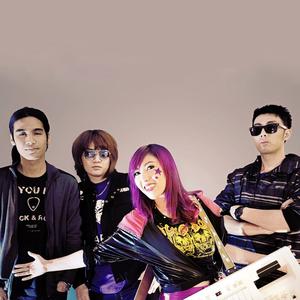 Coconut Sunday ดาวน์โหลดและฟังเพลงฮิตจาก Coconut Sunday