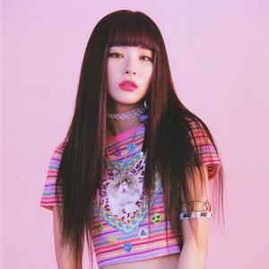 SEULGI (Red Velvet)
