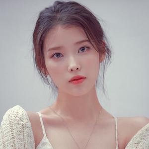 Celebrity IU