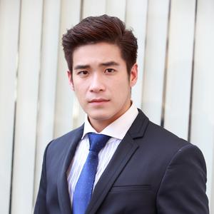 อาเล็ก ธีรเดช